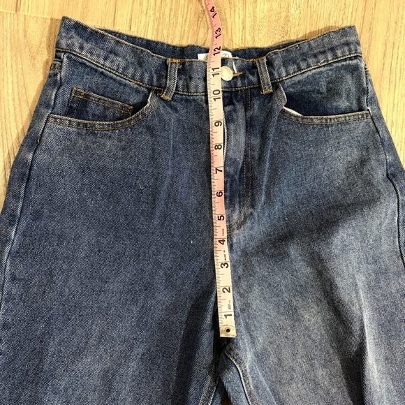 Emory Park High Rise Flare Jeans Ripped Sz 2 - Picture 6 of 9